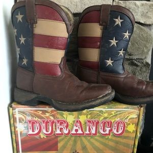 Boys size 2.5 patriotic cowboy boots.